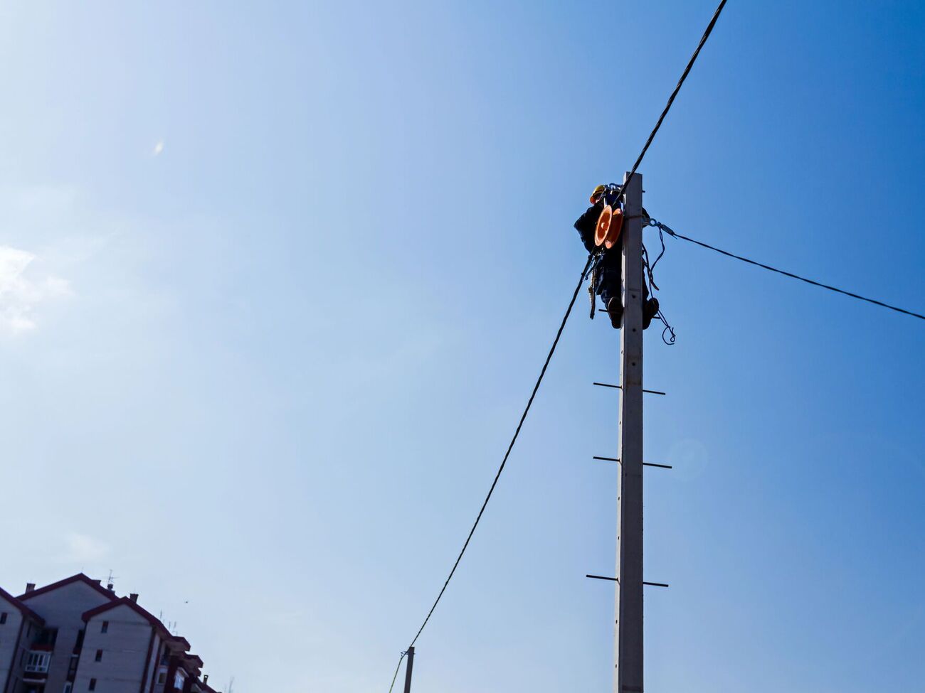 ДТЭК за неделю восстановил энергоснабжение после обстрелов в ряде областей