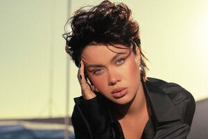 Leda Lee не стала уточнювати якісь подробиці свого роману з дівчиною