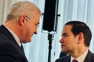 Документ должны подписать глава МИД Украины Андрей Сибига и госсекретарь США Марко Рубио