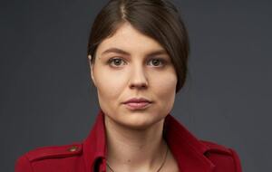 Основными направлениями деятельности компании в Чехии являются торговля алкоголем и гостиничный бизнес, написала Одарченко