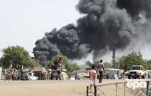 За даними ЗМІ, на борту були офіцери й високопосадовці