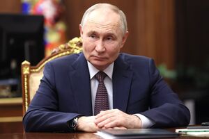 Путин (на фото) хочет избежать унизительного банкротства, считает Демаре