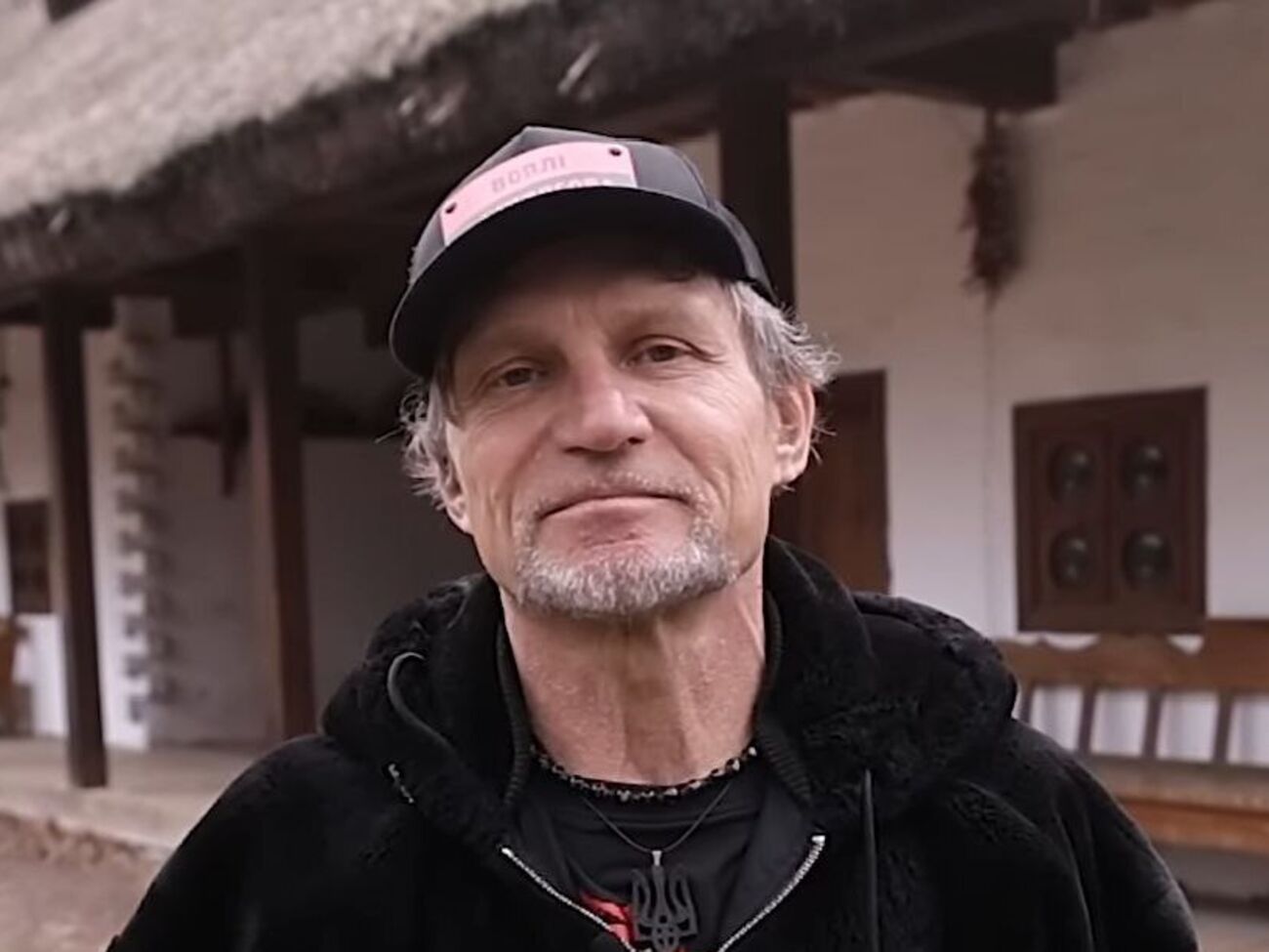 Скрипка: Есть артисты, которые переобулись очень умело – они перевели свои песни на украинский язык