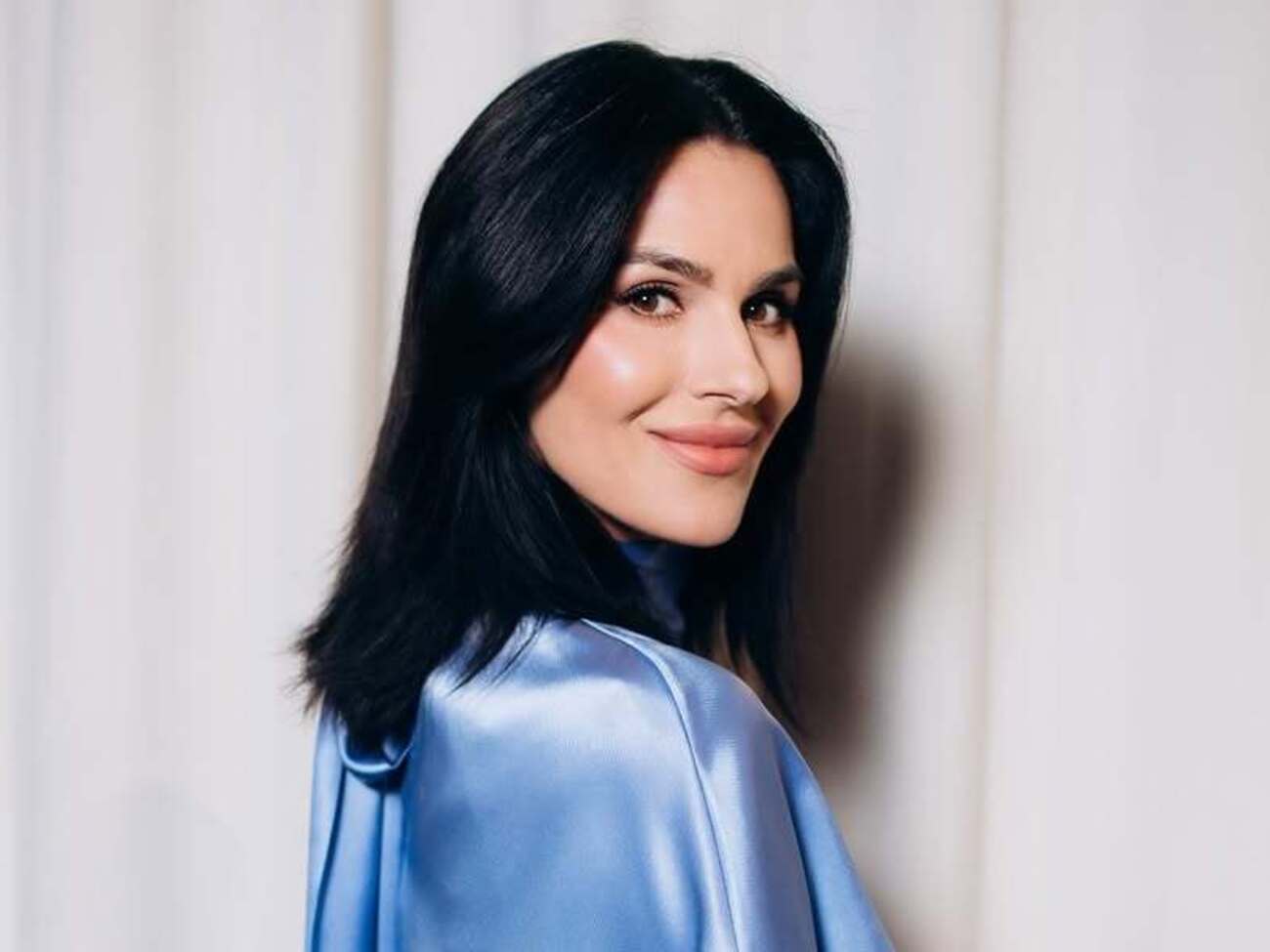 В браке с Хромаевым Ефросинина родила двух детей