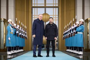 Ердоган у лютому обговорював питання скерування турецьких миротворців в Україну із Зеленським, зазначили ЗМІ