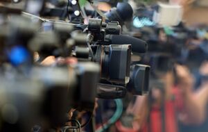 Минкульт Украины объявил, что из-за злоупотреблений прекратит выдавать разрешения на выезд за границу для медийщиков