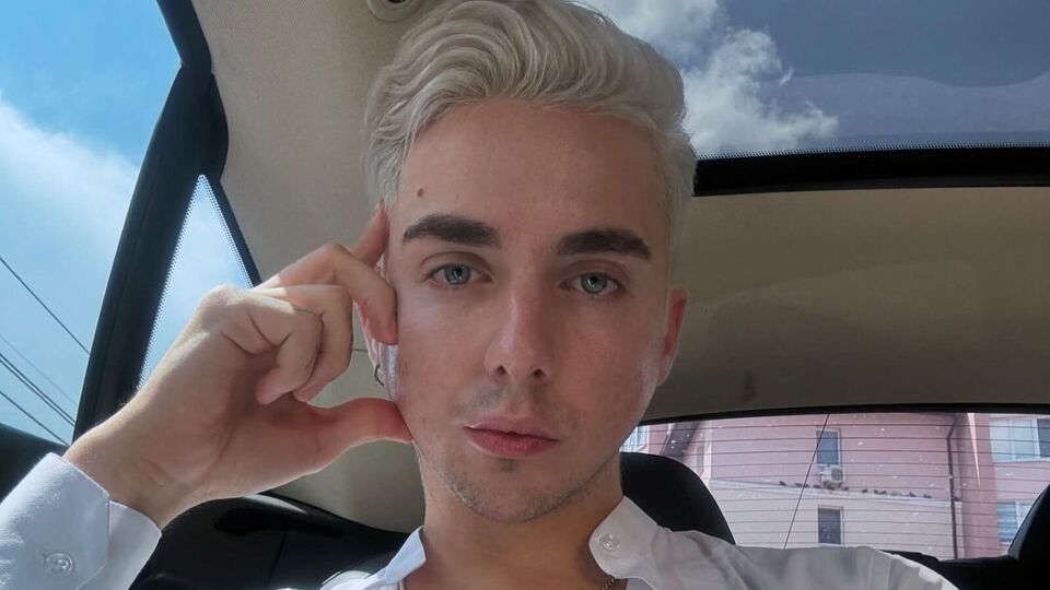 Melovin в феврале 2025 года сообщил, что стал продюсером