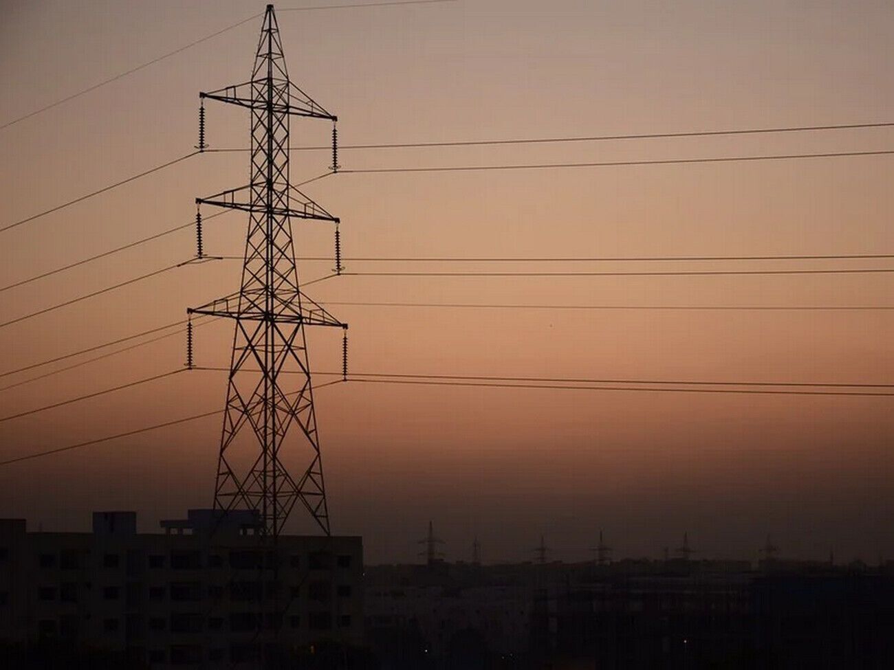 Причина введения мер ограничения – последствия российских атак на энергообъекты