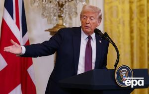 Трамп (на фото) имеет право выбирать себе команду, отметил нынешний глава Пентагона Хегсет