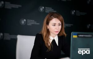 В какую сумму обойдется восстановление арки, пока сказать сложно, сначала нужно завершить все работы по тушению, отметила министр