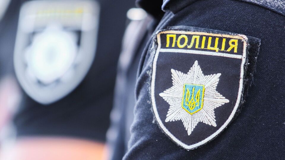 Во время задержания мужчины телесные повреждения получил и один из полицейских