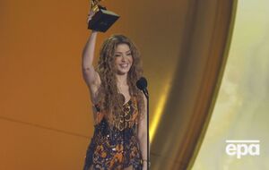 Шакіра: Я хочу присвятити цю нагороду всім моїм братам і сестрам – іммігрантам у цій країні, вас люблять