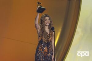 Шакіра: Я хочу присвятити цю нагороду всім моїм братам і сестрам – іммігрантам у цій країні, вас люблять