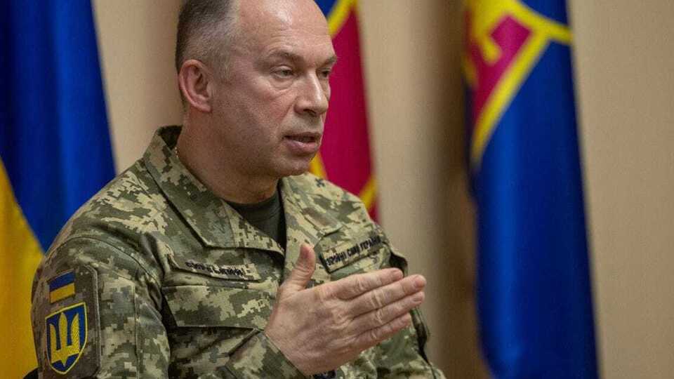 Февраль будет "непростым" для украинской армии, считает главнокомандующий ВСУ