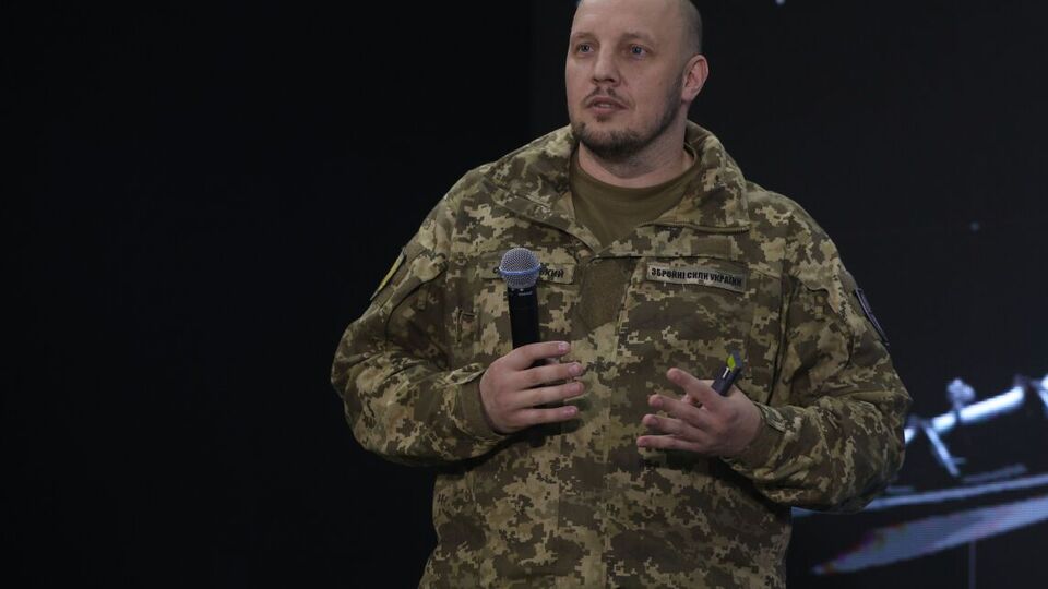 Сухаревский отмечал, что лазерное оружие украинцев называется "Тризуб"
