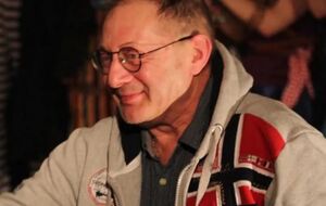 Скандал начался после того, как одна из студенток Балабана рассказала о своем обучении у режиссера