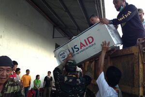 USAID выдвигают обвинение в финансировании "еды, которая пошла связанным с Аль-Каидой боевикам"