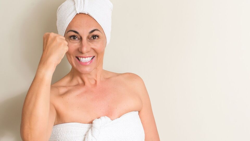 Вместо махрового полотенца лучше использовать полотенце из шелка или качественной микрофибры