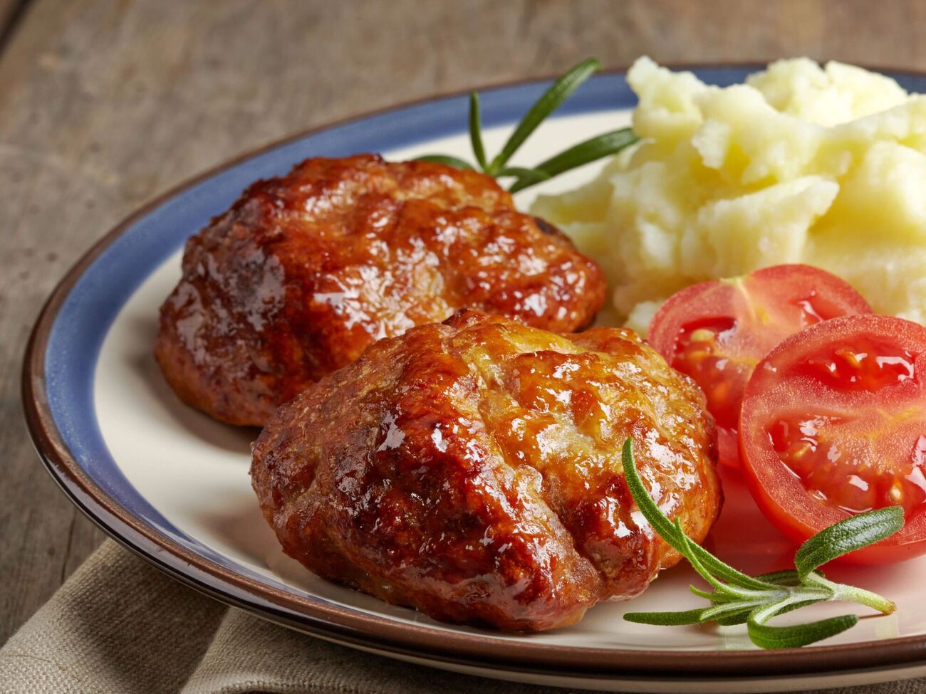 По этому рецепту даже из дешевой рыбы у котлет нет привкуса