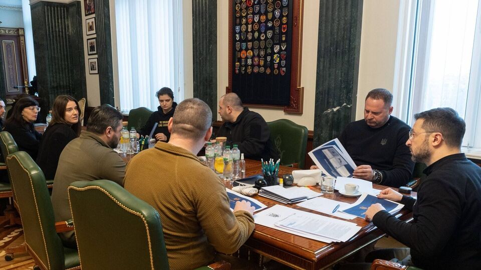 Зеленський розповів про роботу над кадровими питаннями щодо зміцнення командного складу ПС ЗСУ й керівного складу Міноборони