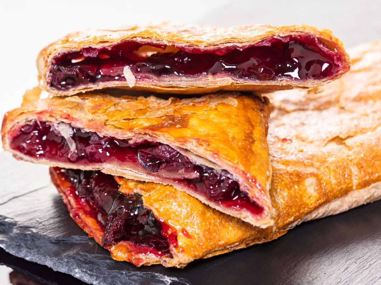 Для штруделя по этому рецепту не нужно делать тесто