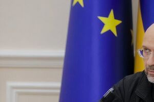 По словам Шмыгаля, благодаря этому решению более 10 тыс. семей смогут получить новый дом