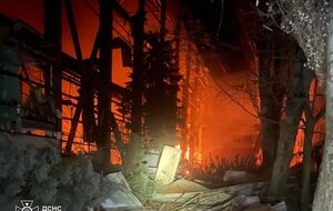 В течение суток в результате вражеских ударов в области два человека погибли, четыре получили ранения