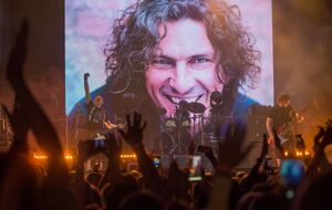 Як установило слідство, після трагічної смерті Скрябіна всі авторські права на його творчість перейшли до його дружини