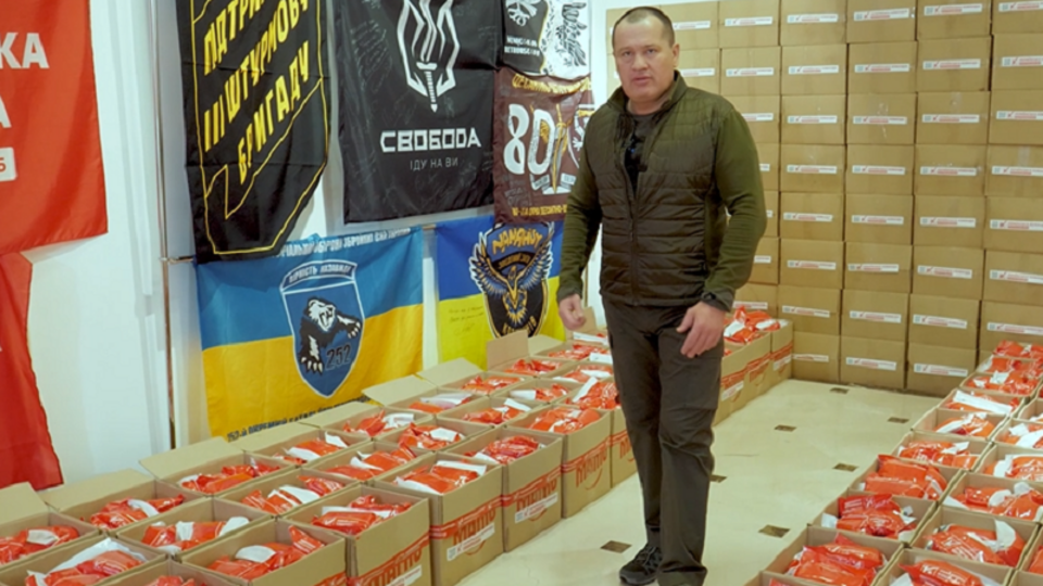 Доправлено 10 тис. наборів обігріву, зазначив Палатний