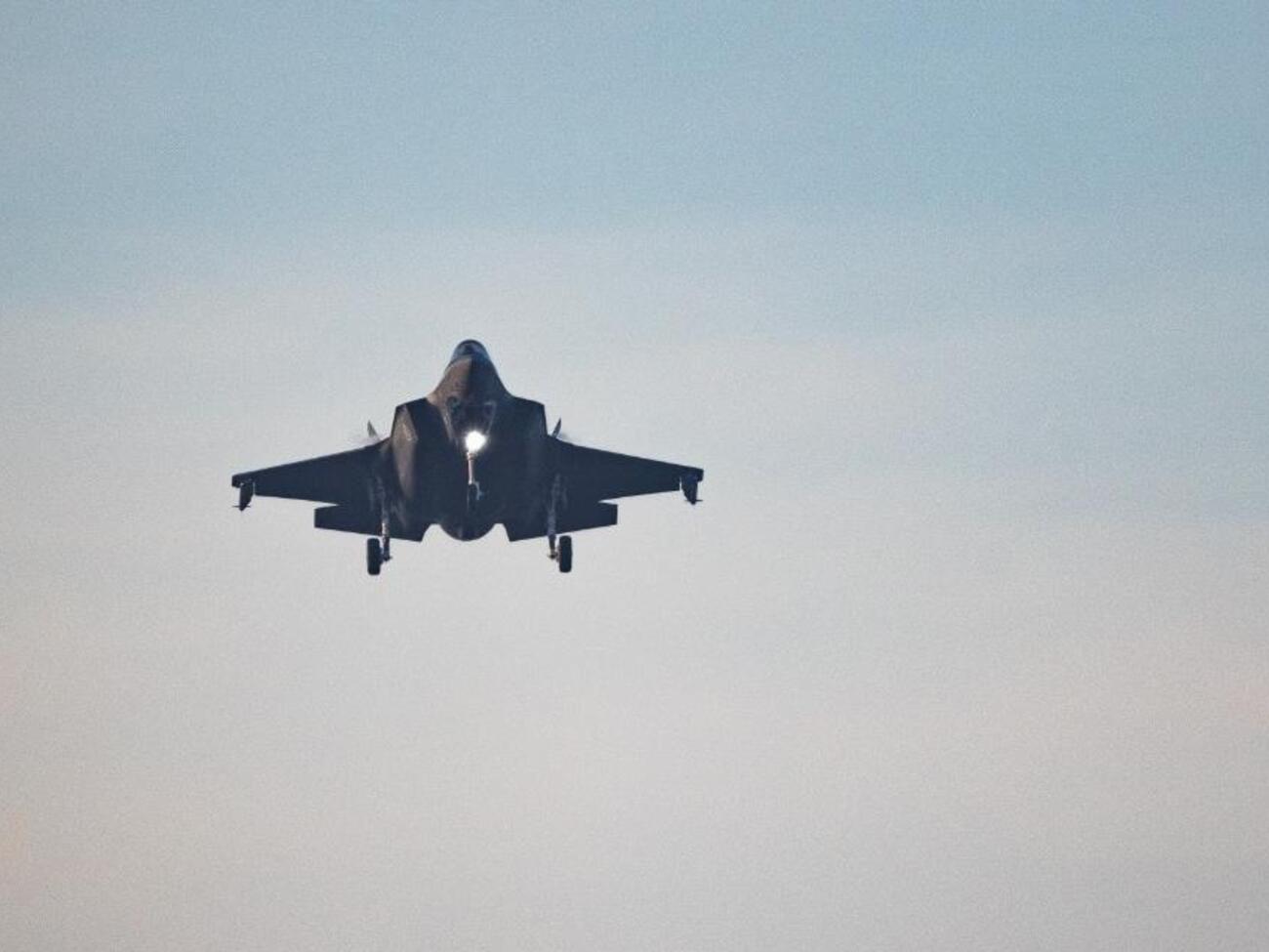 Як ідеться в повідомленні НАТО, норвезькі пілоти F-35 швидко виявили й ідентифікували російські літаки