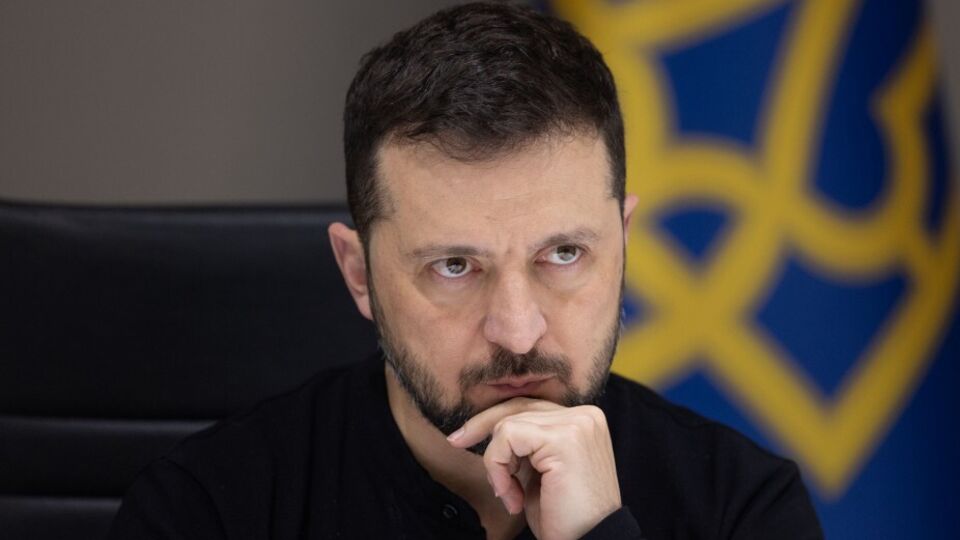 Зеленский (на фото) призвал "делать все, чтобы остановить" Путина