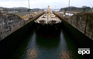 По Панамскому каналу ежегодно проходит до 14 тыс. судов