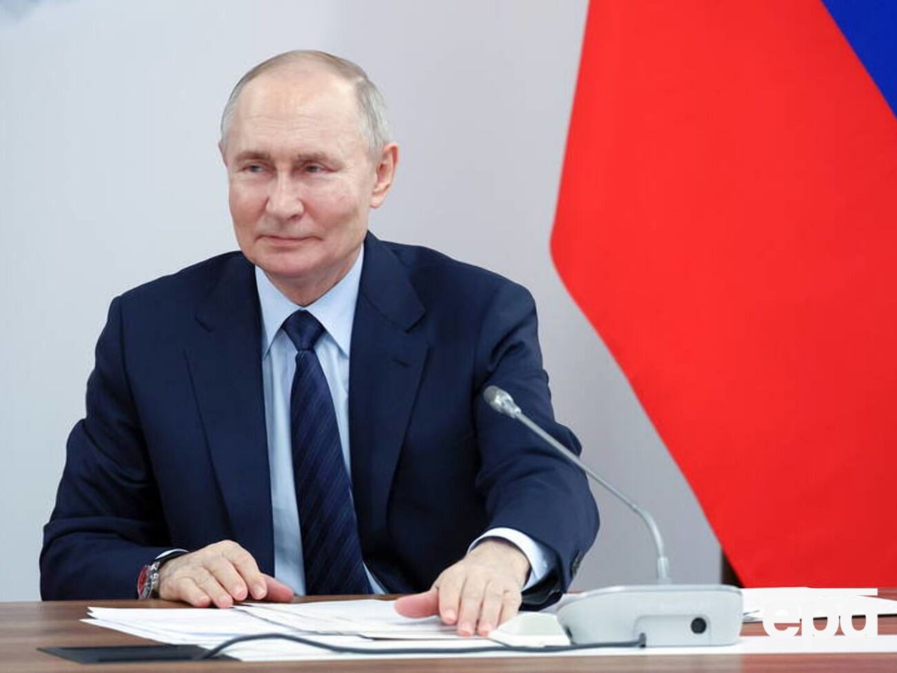 Пятая статья договора указывает на возможность размещения российских военных объектов и формирований