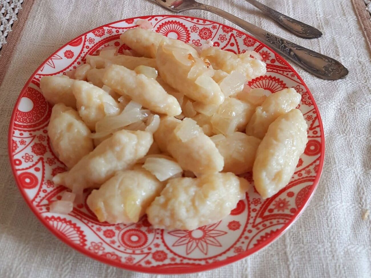 Палюшки готовят на основе кисломолочного сыра