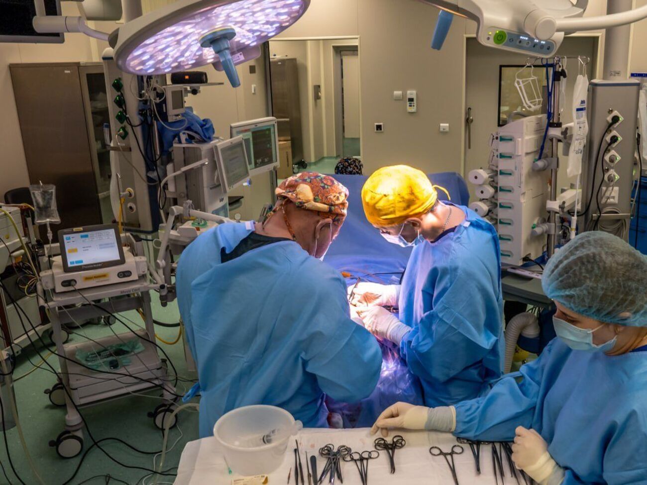 Ви допомагаєте дітям, ми робимо ефективну хірургію, сказав заввідділення "Охматдиту"