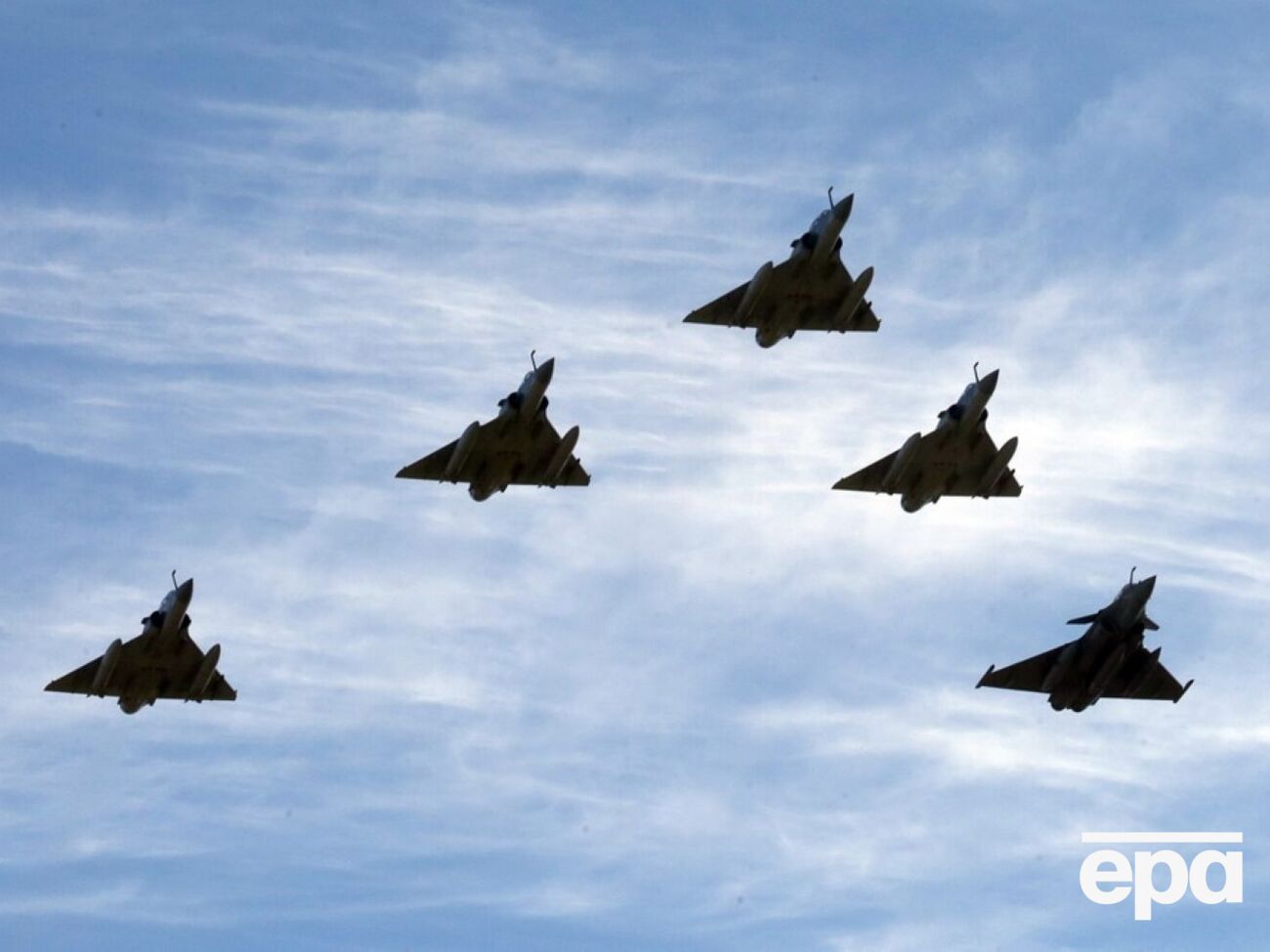 Незабаром винищувачі почнуть виконувати бойові завдання, сказав міністр