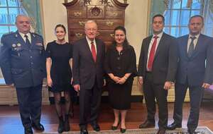 Маркарова зазначила, що це перша її зустріч із генералом Келлогом у його офіційному статусі спецпредставника з питань України та Росії