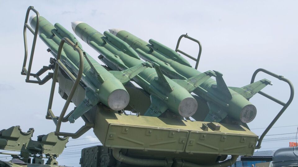 Оккупанты ослабляют ПВО в Крыму, чтобы защитить нефтебазы в РФ, говорят партизаны