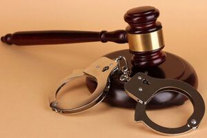 Как сообщили в Facebook юридической компании "Миллер", суд взял обвиняемых под стражу