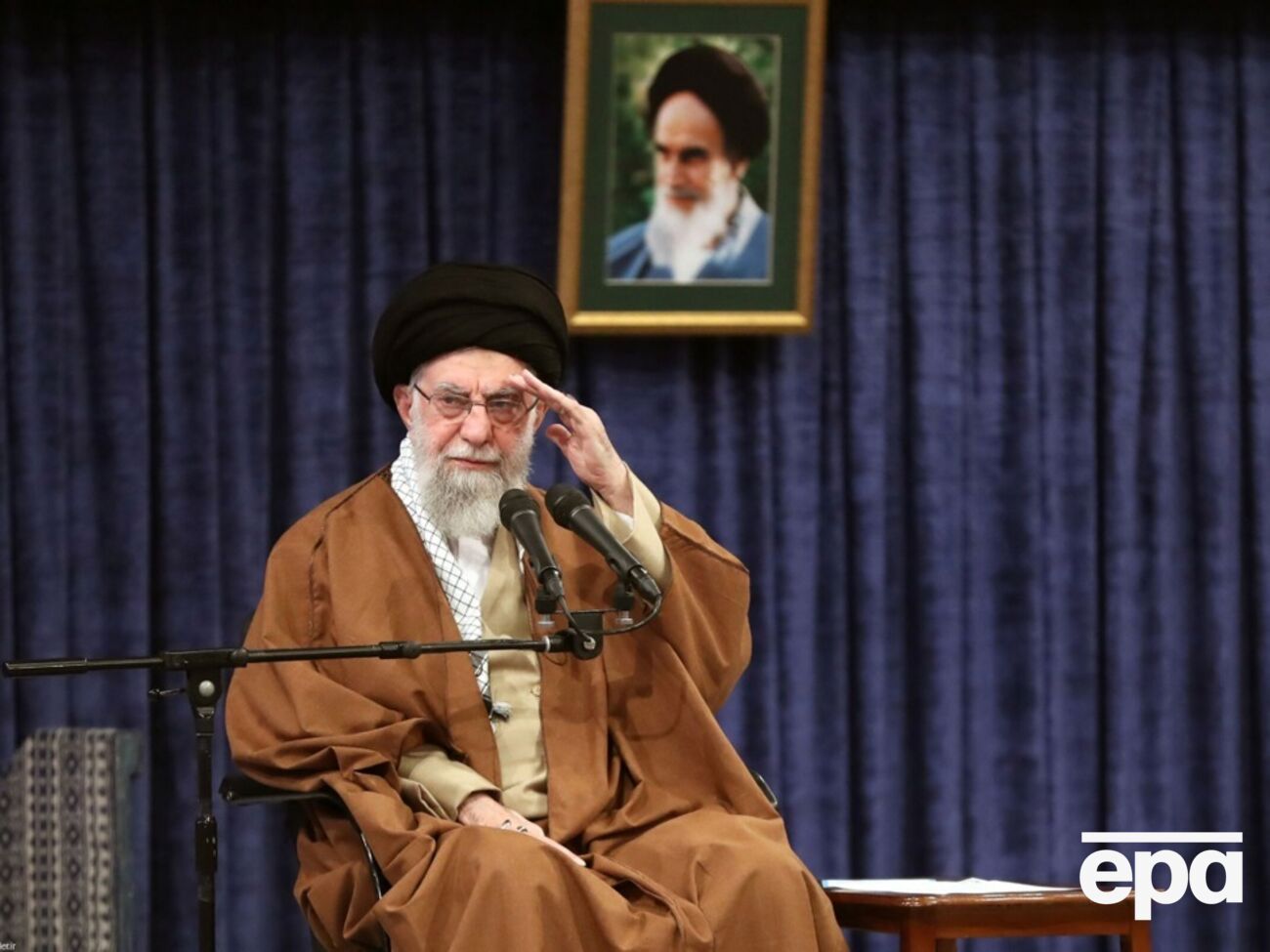 Аятолла сослался на опыт в заключении ядерного соглашения с США при предыдущем президентстве Трампа