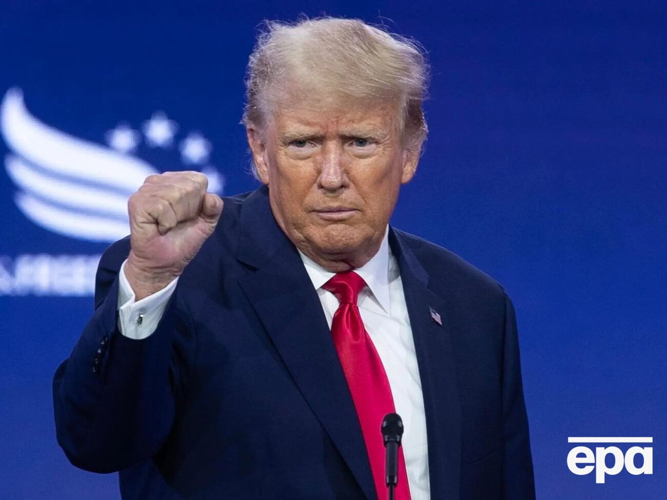 По словам Трампа, он также собирается поговорить с Путиным
