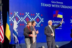 Пенс закликав підтримувати Україну до перемоги