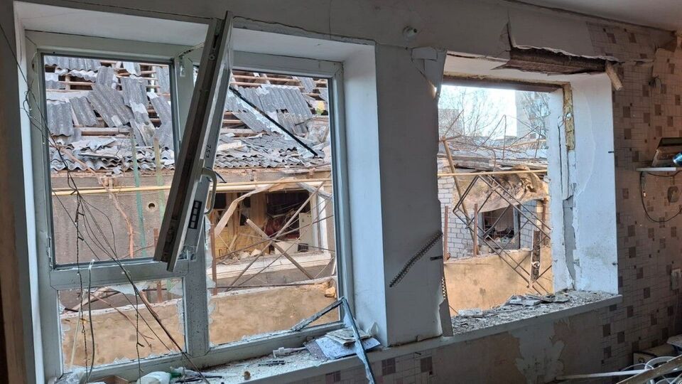 Обстріли пошкодили чотири багатоквартирні і 24 приватні будинки
