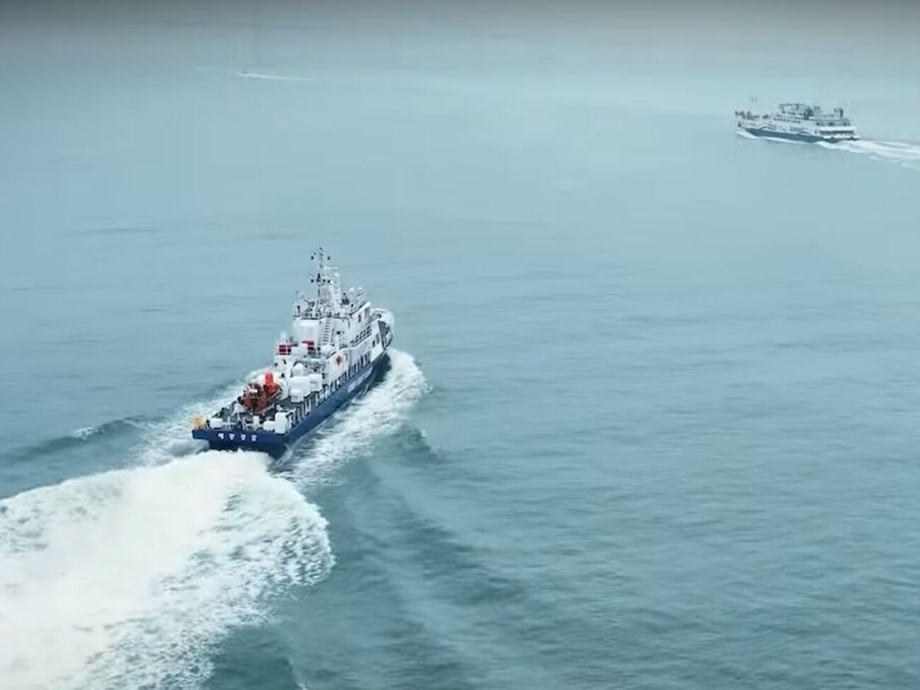 Береговая охрана не нашла еще пятерых членов экипажа