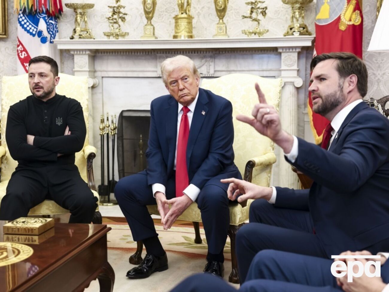 Разговор в Овальном кабинете проходил в присутствии журналистов