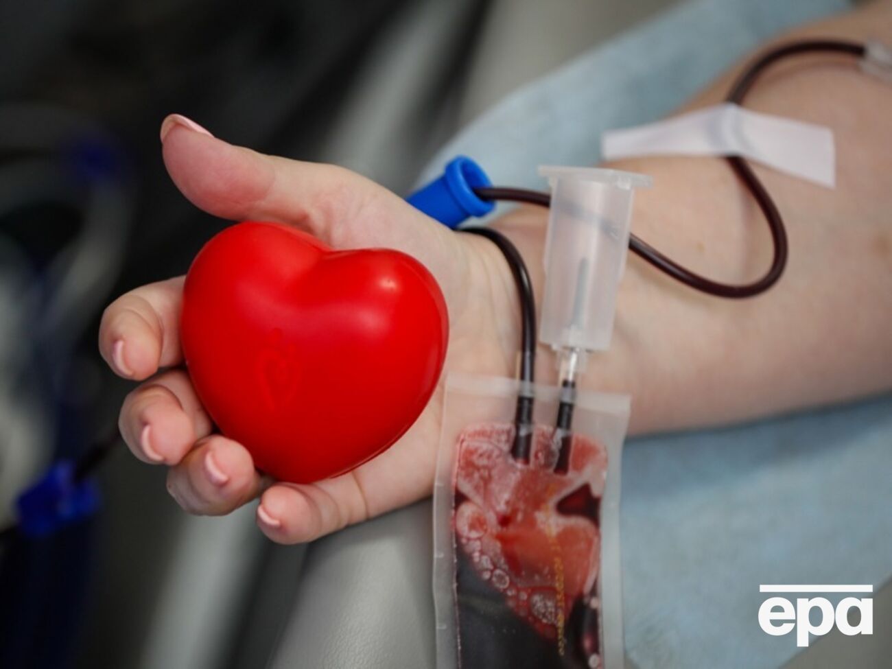 ЦНС привел примеры донорства для оккупантов в двух областях Украины