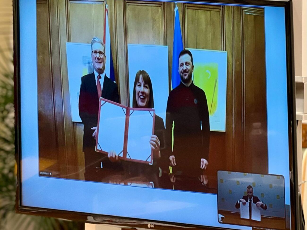 Документ підписали онлайн у присутності лідерів держав