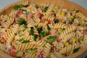 Для салата понадобится соус