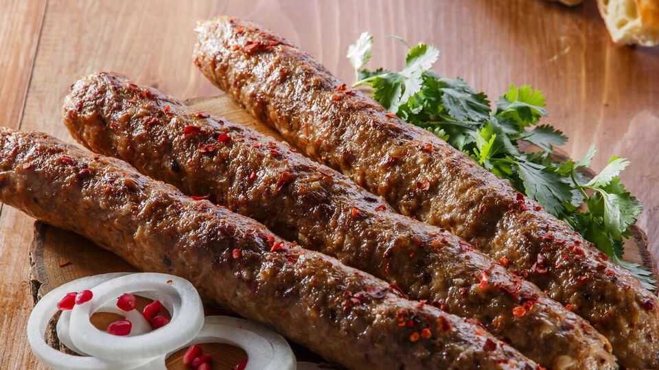 Для блюда вам понадобится готовый кебаб из телятины