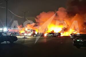 Пабліки пишуть, що російська ППО збиває дрони над будинками